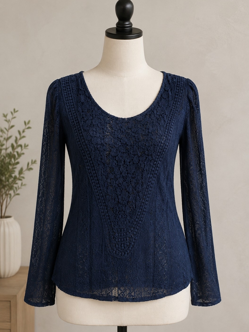 Deep Navy Floral Lace Long-Sleeve Scoop Top By Eye Shadow